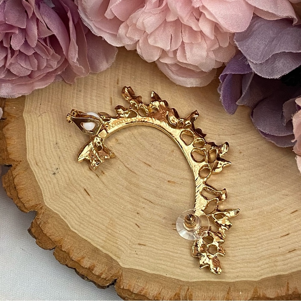 Whimsical Crystal Fairy Leaves Earring Cuff - Picture 9 of 16